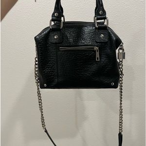 Nunoo black bag